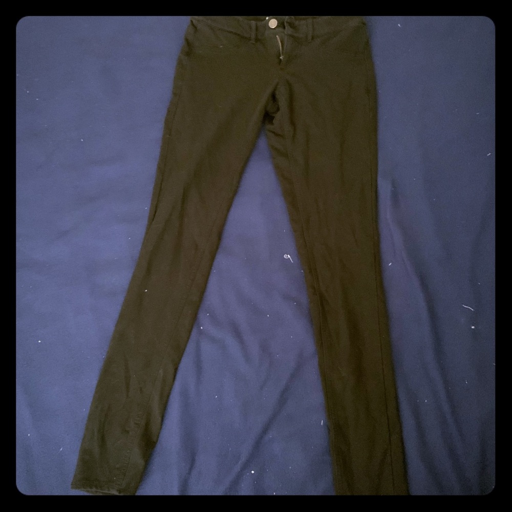 Black skinny jeans